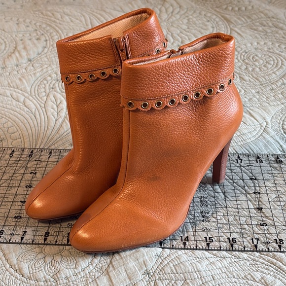 MICHAEL Michael Kors Roadie Leather Ankle Boot in Luggage Tan Women's Size 7M - Picture 1 of 17